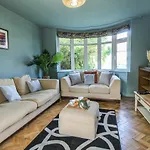 Elegant 3-Bed Home, West Bridgford & Large Garden