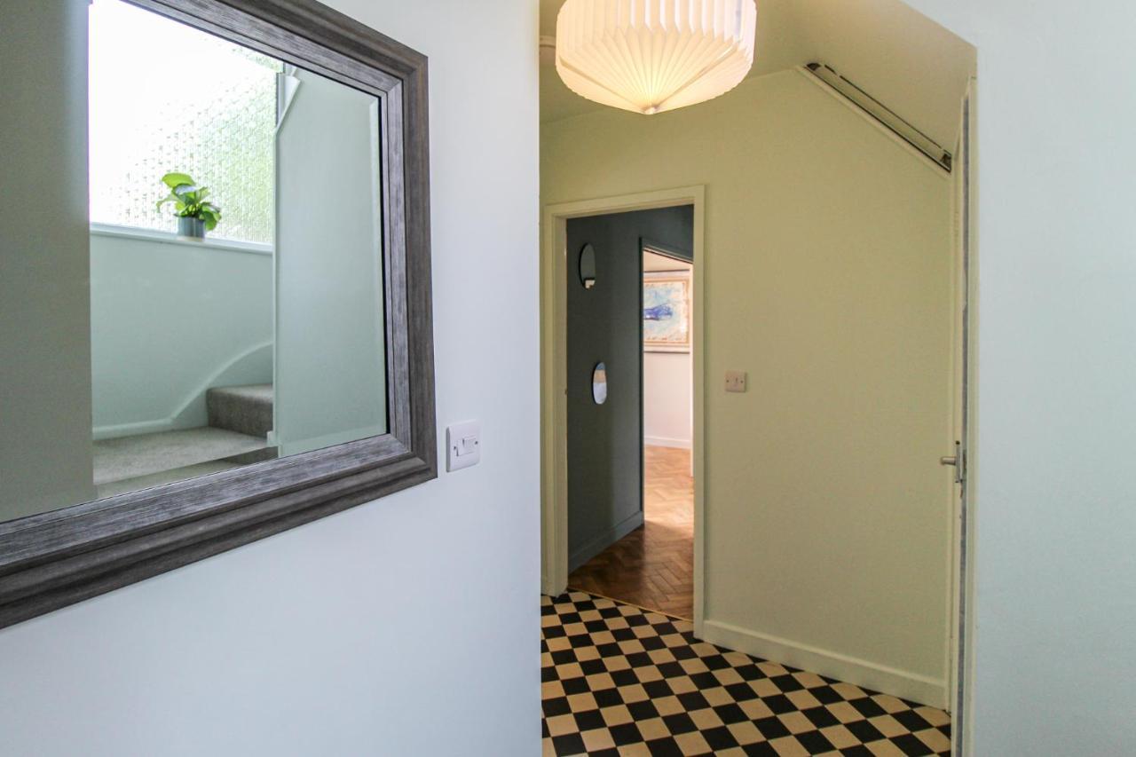 Holiday home Elegant 3-bed Home, West Bridgford & Large Garden *