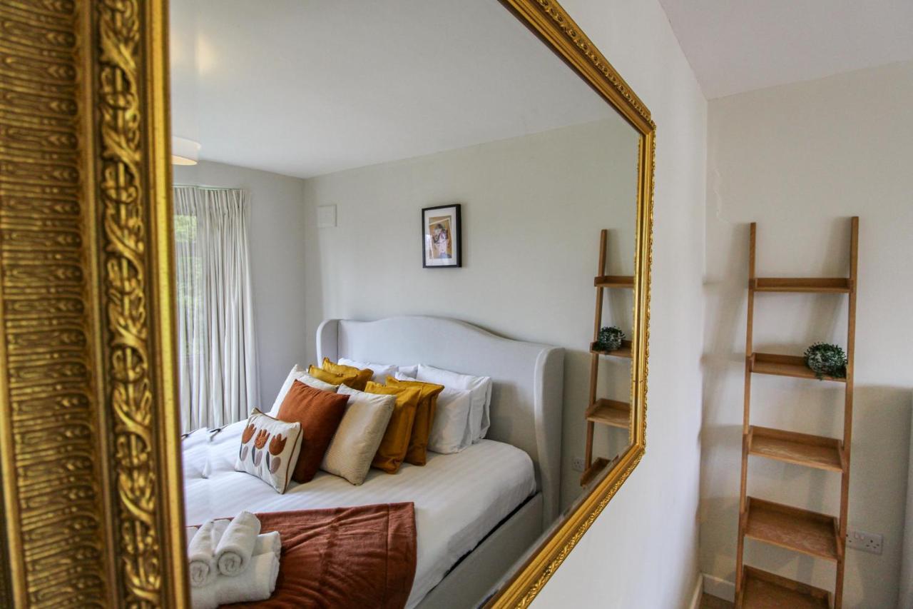 Elegant 3-bed Home, West Bridgford & Large Garden Nottingham