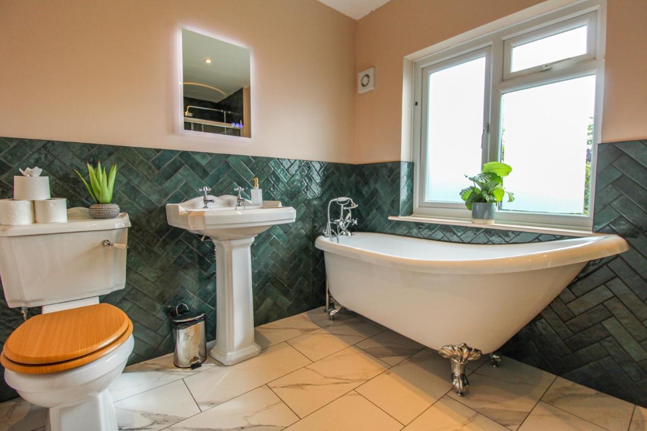 Holiday home Elegant 3-bed Home, West Bridgford & Large Garden Nottingham